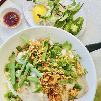 Vermicelli with Scallion Oil and Fried Shallots